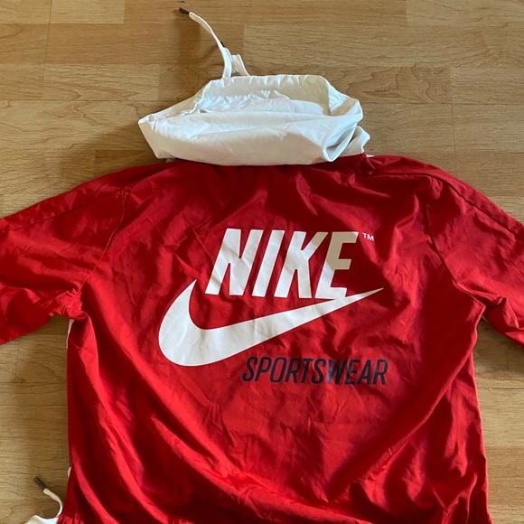 Red and off white cowl neck Nike pullover - Picture 7 of 12